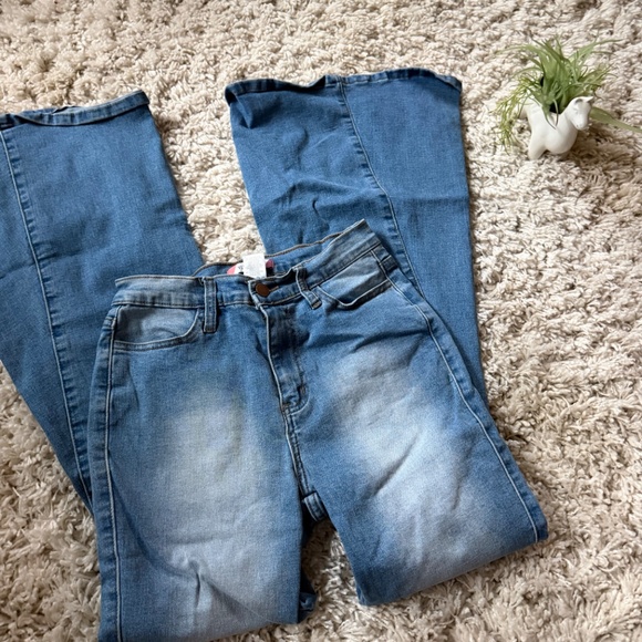 Stylish Vibe & Rant Blue vintage flared 90s super cute women’s light blue Denim - Picture 6 of 9